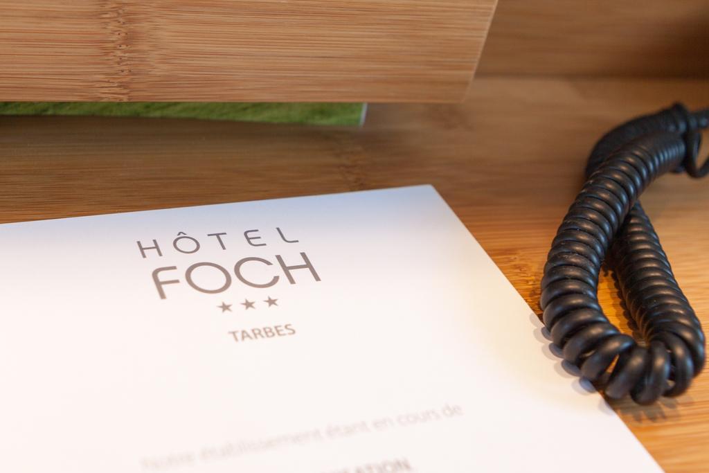 Hotel Foch Tarbes Eksteriør bilde
