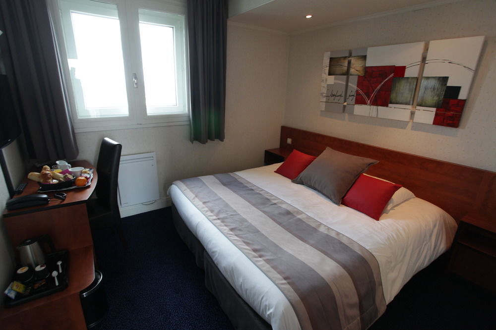 Hotel Foch Tarbes Eksteriør bilde