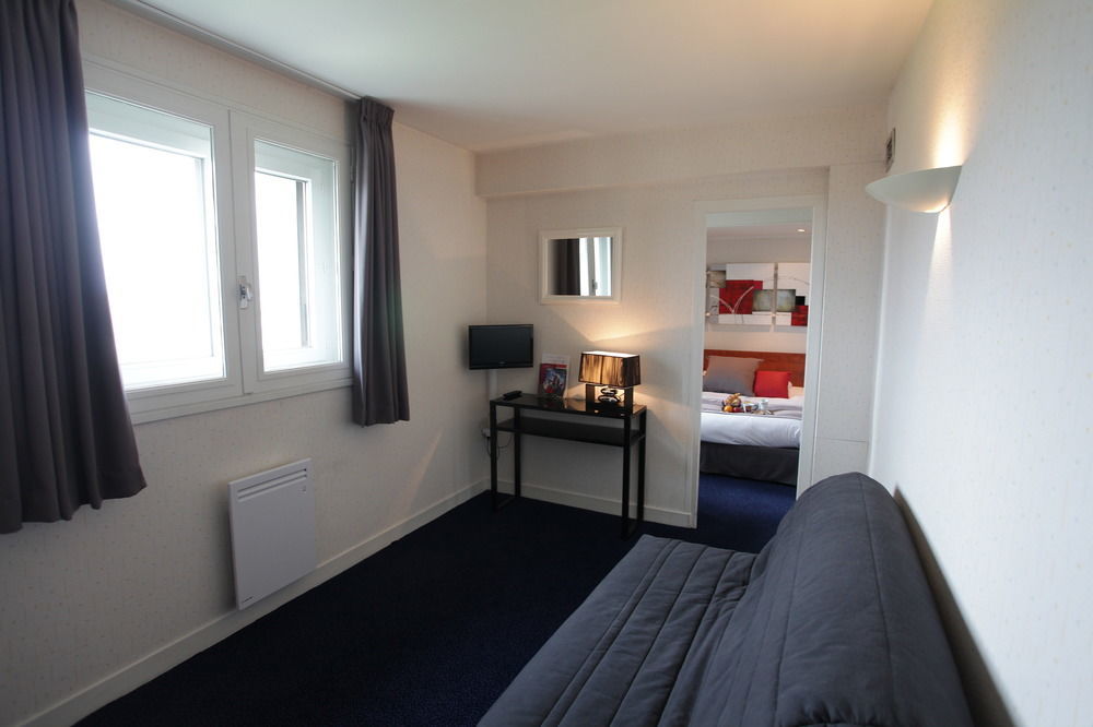Hotel Foch Tarbes Eksteriør bilde