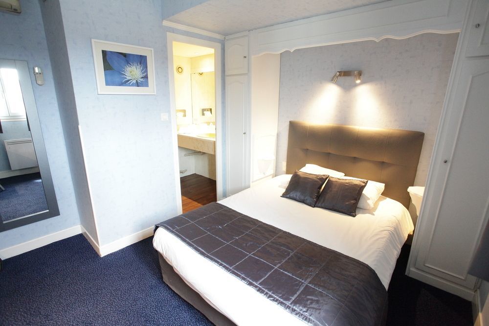 Hotel Foch Tarbes Eksteriør bilde