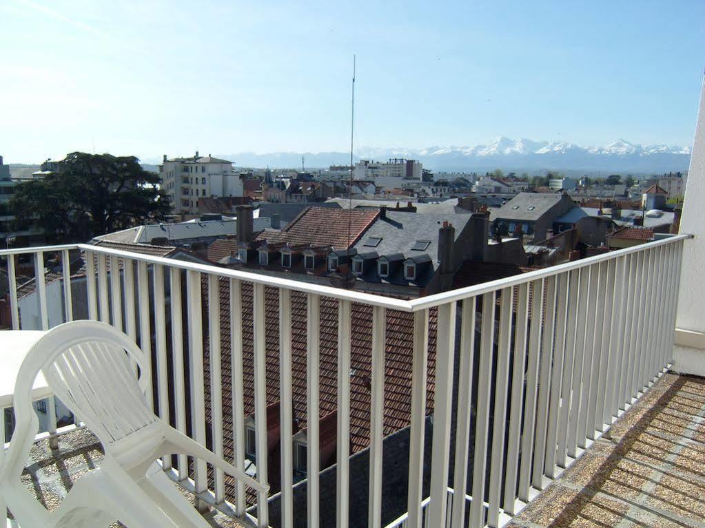 Hotel Foch Tarbes Eksteriør bilde