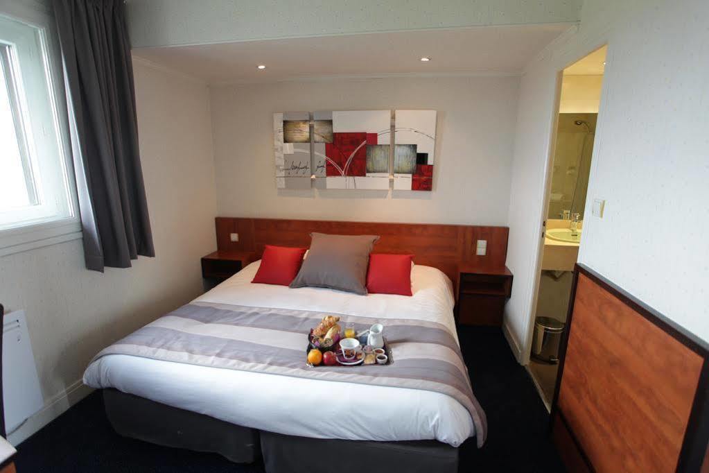Hotel Foch Tarbes Eksteriør bilde