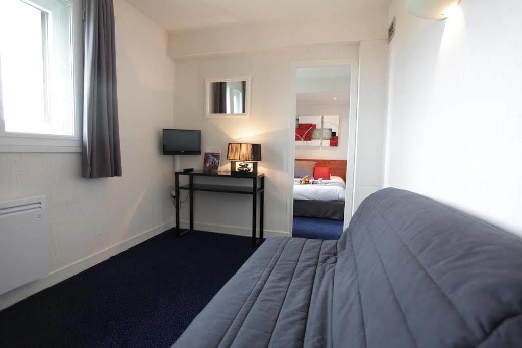 Hotel Foch Tarbes Eksteriør bilde